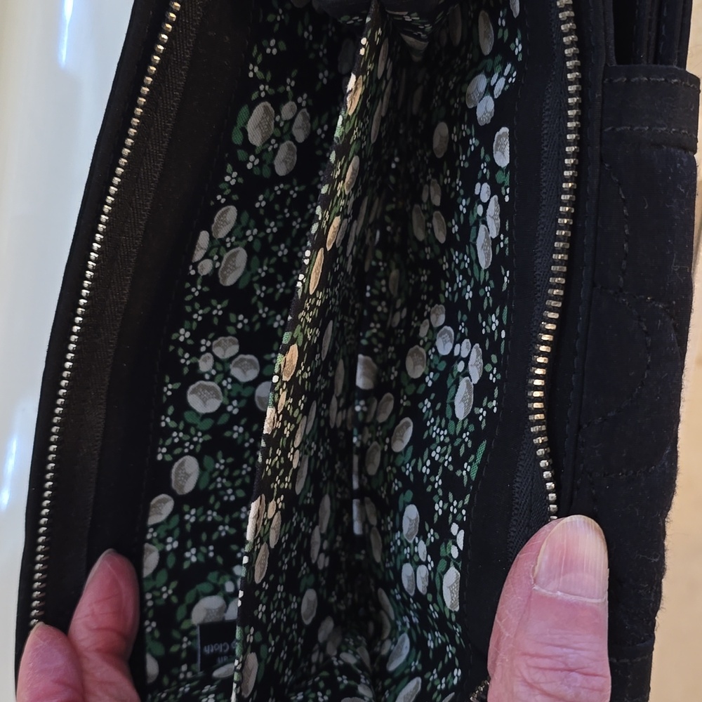 Vera Bradley Elegant Black Clutch Wallet - Picture 4 of 7